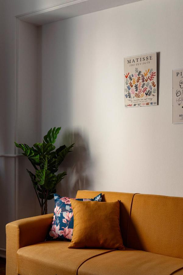 Spacious 2Bd Apartment Next To Athens Archeological Museum Exteriör bild