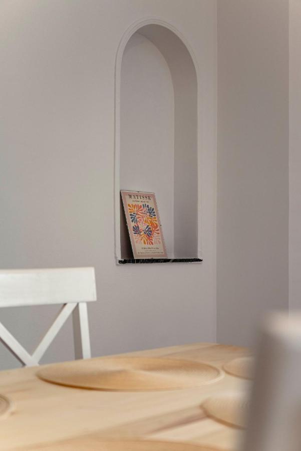 Spacious 2Bd Apartment Next To Athens Archeological Museum Exteriör bild