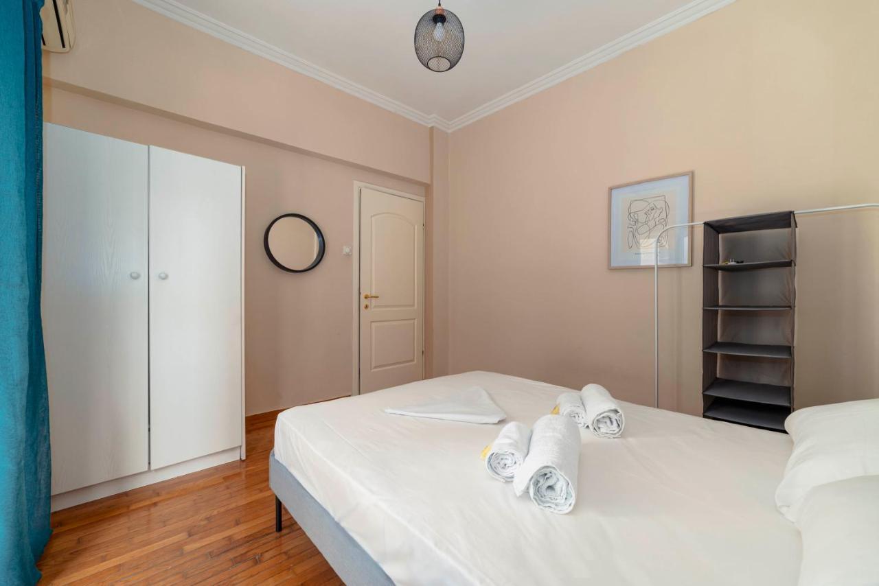 Spacious 2Bd Apartment Next To Athens Archeological Museum Exteriör bild