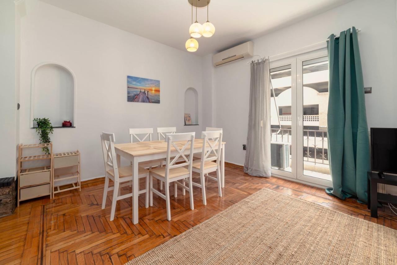 Spacious 2Bd Apartment Next To Athens Archeological Museum Exteriör bild