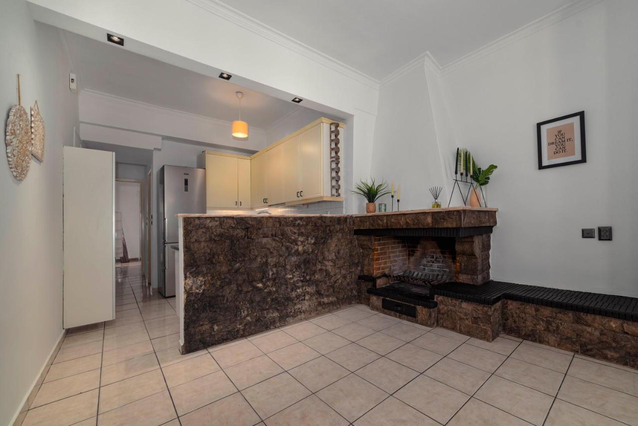 Spacious 2Bd Apartment Next To Athens Archeological Museum Exteriör bild