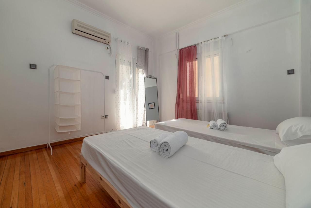 Spacious 2Bd Apartment Next To Athens Archeological Museum Exteriör bild